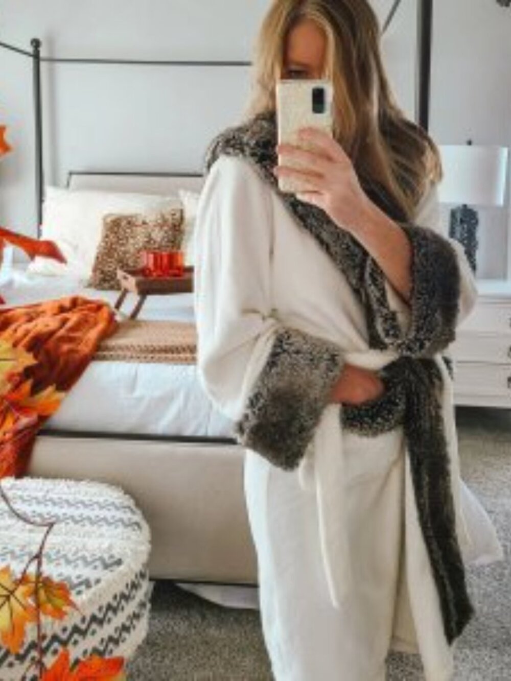 Pottery Barn Faux Fur Ombre Robe Women's S Hooded Plush Trim Lounge Housecoat